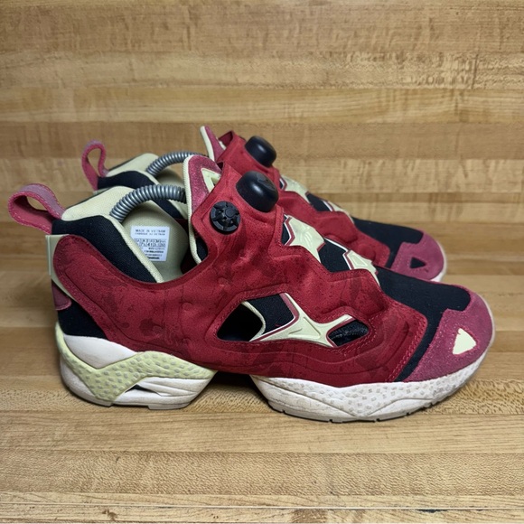 Reebok Street Fighter Instapump Fury 95 Zangief Shoes Size 8.5 Mens GZ9541 - Picture 1 of 7